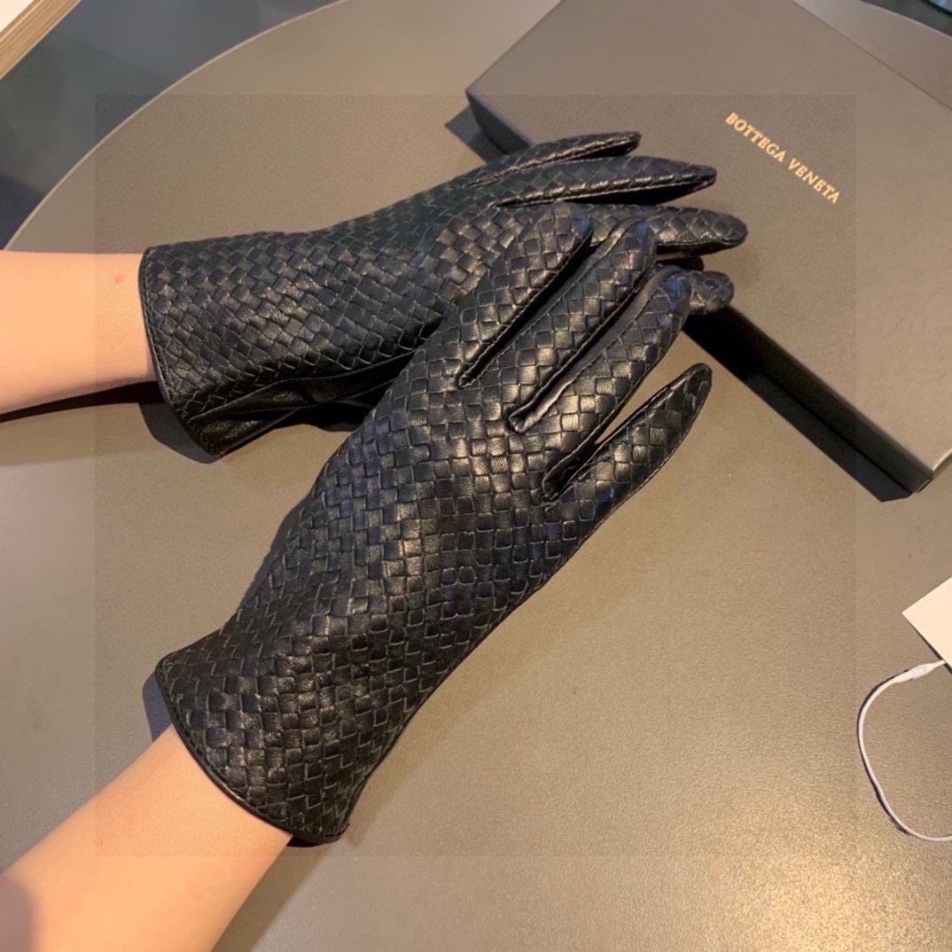 Bottega Veneta Gloves